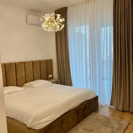 Perfect View At 11th Floor - Duplex Apartment *